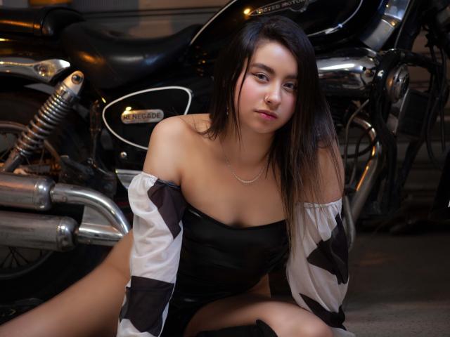 EymyFox - Live sex cam - 25736289