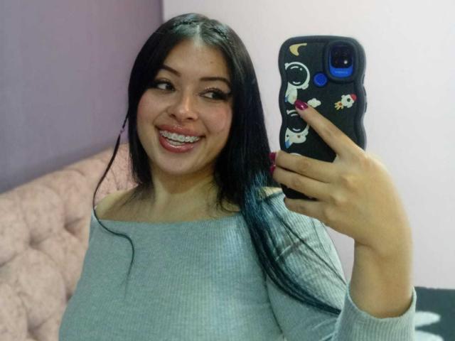 KateWelsin - Live Sex Cam - 25741725
