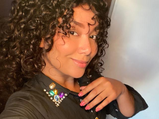 Ashlley69 - Sexe cam en vivo - 25752677