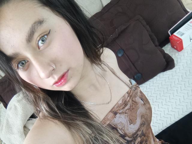 EymyFox - Live sex cam - 25752841