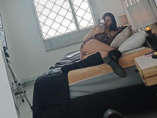 EymyFox - Live sex cam - 25752885