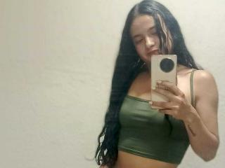 CrisyMarie - Live sex cam - 25753313