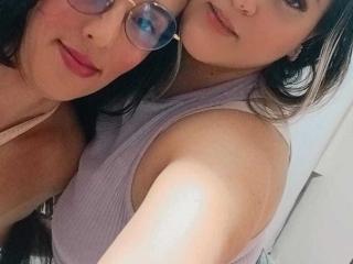 JenniferAndMia - Live porn &amp; sex cam - 25753757