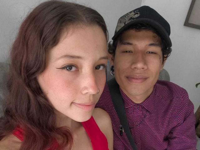 RoxanAndNoah - Live sex cam - 25756733