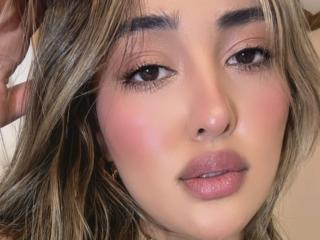 MaeCollins - Live sex cam - 25757173