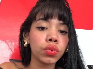 EmaGarces - Live Sex Cam - 25757833