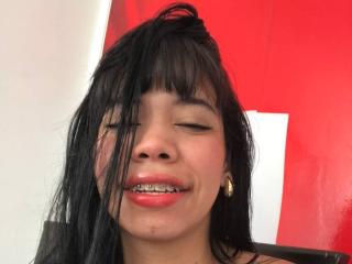 EmaGarces - Live Sex Cam - 25757837