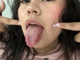 LilyRousee - Live porn &amp; sex cam - 25758009