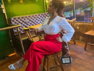 SophieSonyas - Live porn &amp; sex cam - 25759965