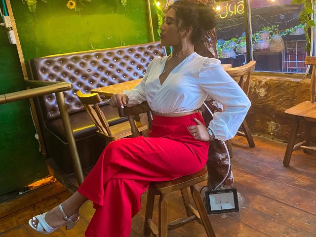 SophieSonyas - Sexe cam en vivo - 25759965