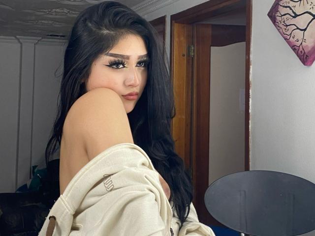 LilaRoux - Live sex cam - 25766025