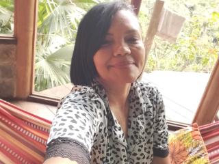 ExoticLyla - Sexe cam en vivo - 25770709