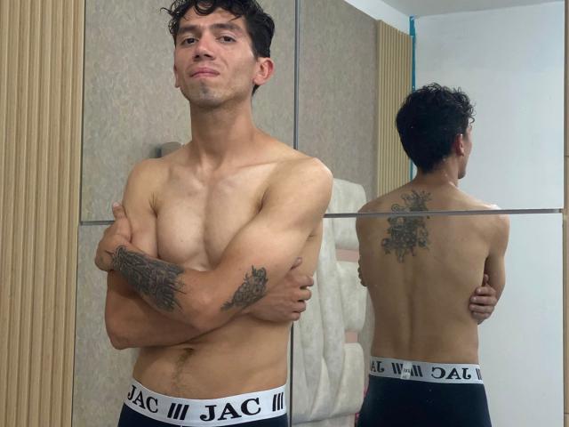 JonnasHiltom - Sexe cam en vivo - 25770729