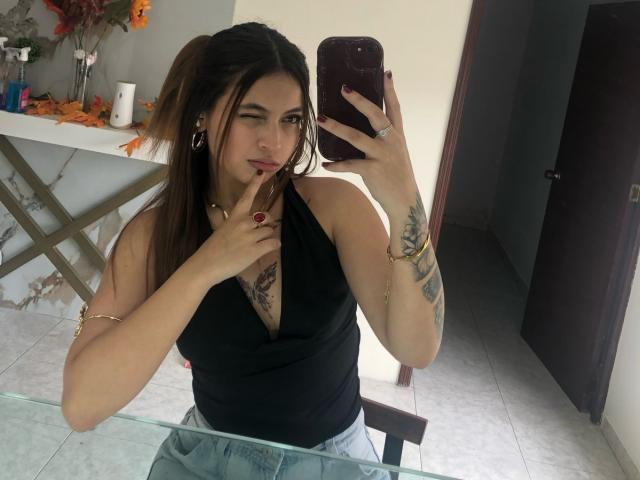 NyraVane - Live sex cam - 25771269