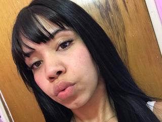 EmaGarces - Live Sex Cam - 25773201