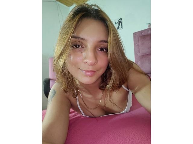 SaarahJones - Sexe cam en vivo - 25776413