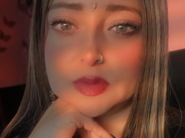 AlessadraJones - Live sex cam - 25776541