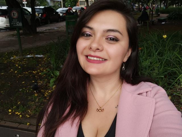 katherinLatin - Live sex cam - 25781437