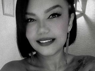 ExoticLyla - Live sex cam - 25784069