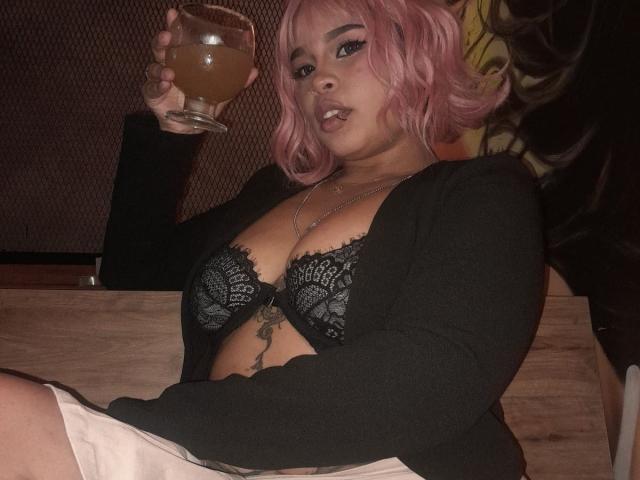 NatieRush - Live sex cam - 25786913