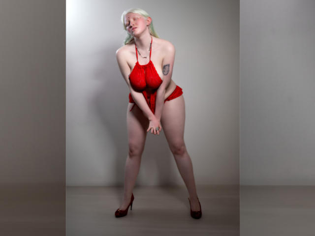 SilverLady - Live porn &amp; sex cam - 25788909