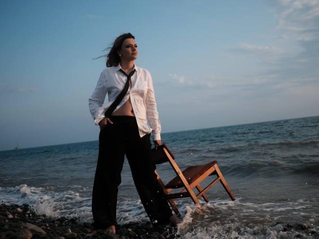 KrissSexi - Sexe cam en vivo - 25789225