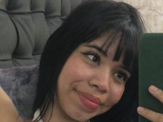EmaGarces - Live Sex Cam - 25792921