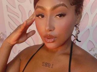 AmberQueeny - Live porn &amp; sex cam - 25799205