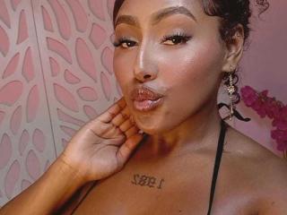 AmberQueeny - Live porn &amp; sex cam - 25799209