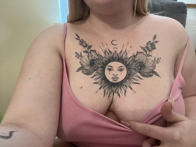 DiLaria - Live porn &amp; sex cam - 25805505