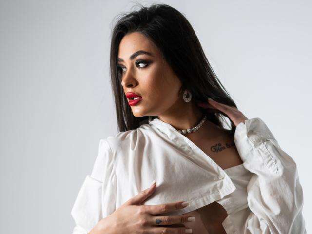 PrettyLiaa - Live porn &amp; sex cam - 25806601