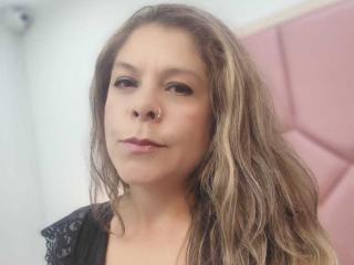 MartinaFiore - Live sex cam - 25807065