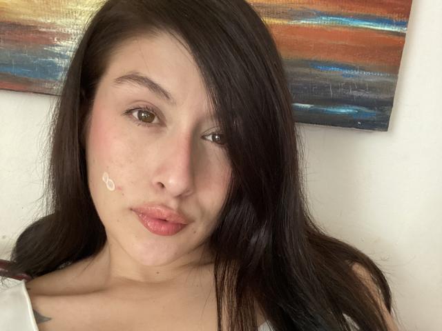 IsabellaPalacio - Live Sex Cam - 25807177