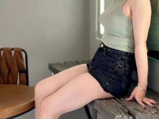 VanessaKit-hot - Live sex cam - 25811845