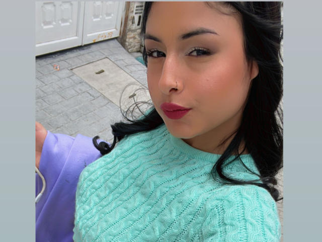 EmilyValeria - Live porn &amp; sex cam - 25811993