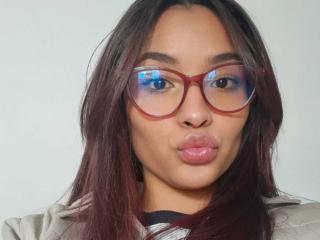 LeaKlarck - Live Sex Cam - 25815965