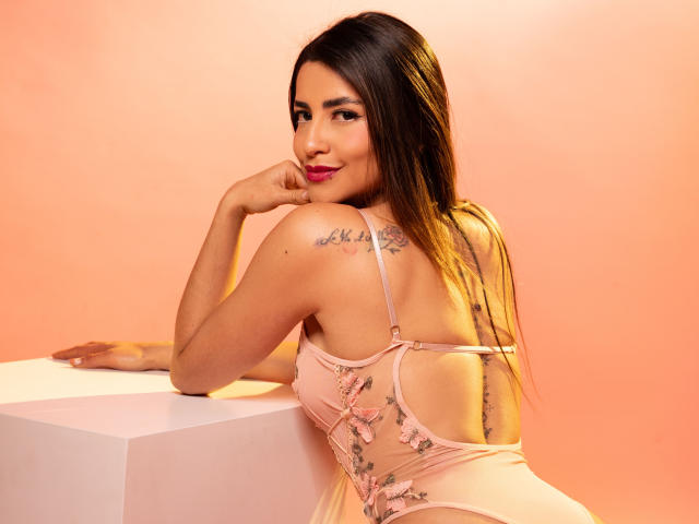 SofyaLane - Live porn &amp; sex cam - 25816789
