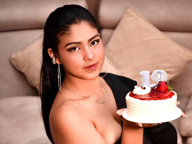AliciaStone - Live porn &amp; sex cam - 25817737