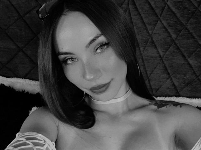 ValeryHarllow - Sexe cam en vivo - 25817845