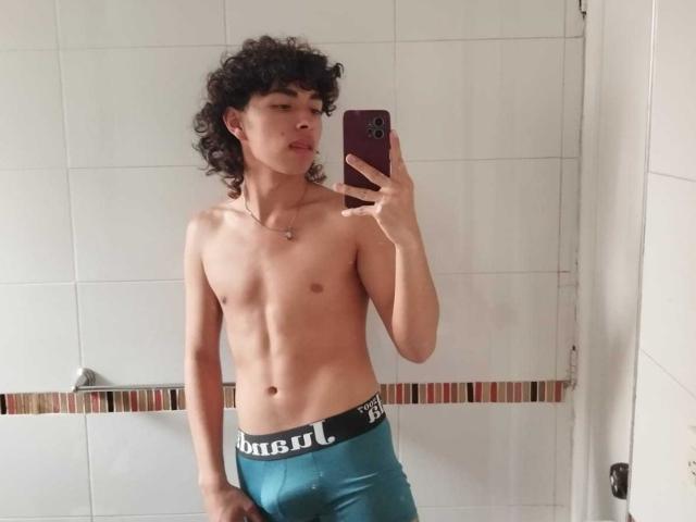 RiverButterfly - Live Sex Cam - 25818445