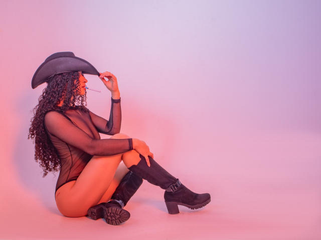 MilahLove - Live porn &amp; sex cam - 25820333