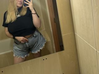 Riliy - Live porn &amp; sex cam - 25821065