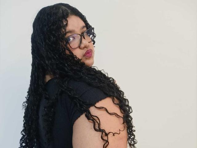 MileyCollins - Live porn &amp; sex cam - 25824489