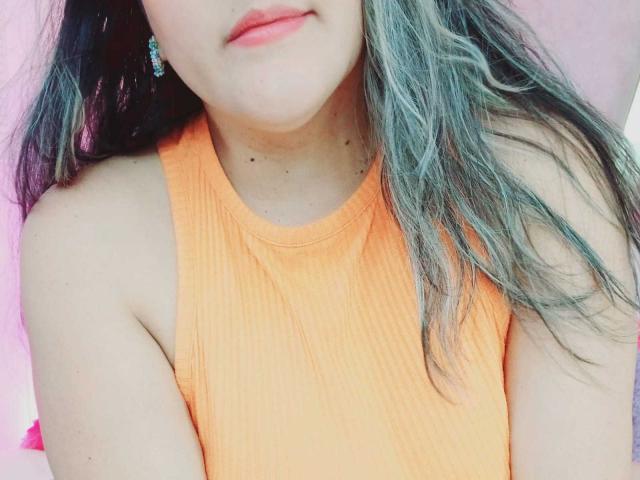 MiaJhonss - Live porn &amp; sex cam - 25825633