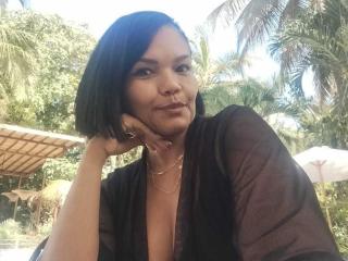 ExoticLyla - Live sex cam - 25830345