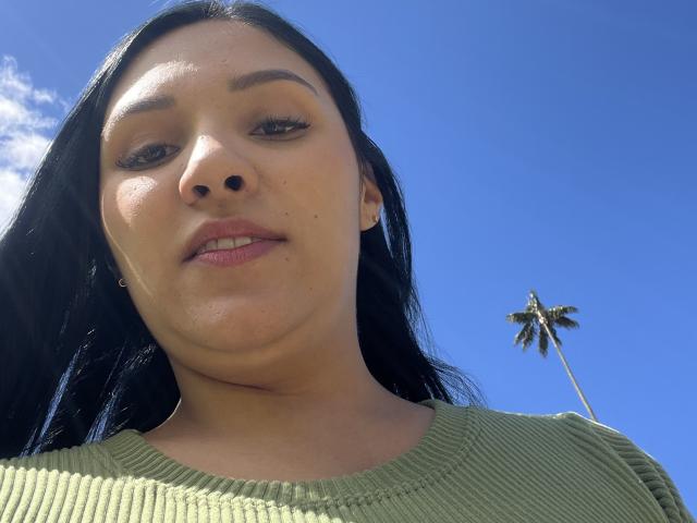 YessiJaymes - Live sex cam - 25832325
