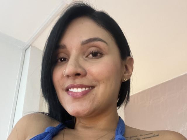 YessiJaymes - Live sex cam - 25832461