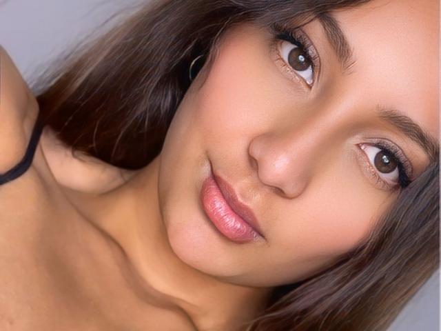 DianaFernandezz - Live sex cam - 25836141