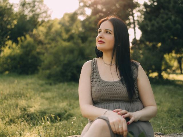 TayaBoret - Live sex cam - 25836885