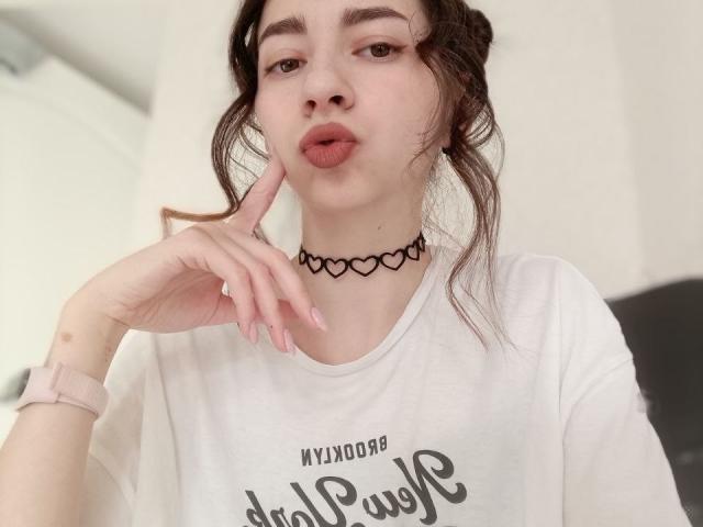 WollyMolly - Live sex cam - 25837221
